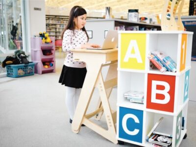 Osnovna škola u Kaliforniji prva uvela stajaće stolove za djecu