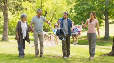 8 razloga zbog kojih biste trebali biti bliski sa svojom obitelji