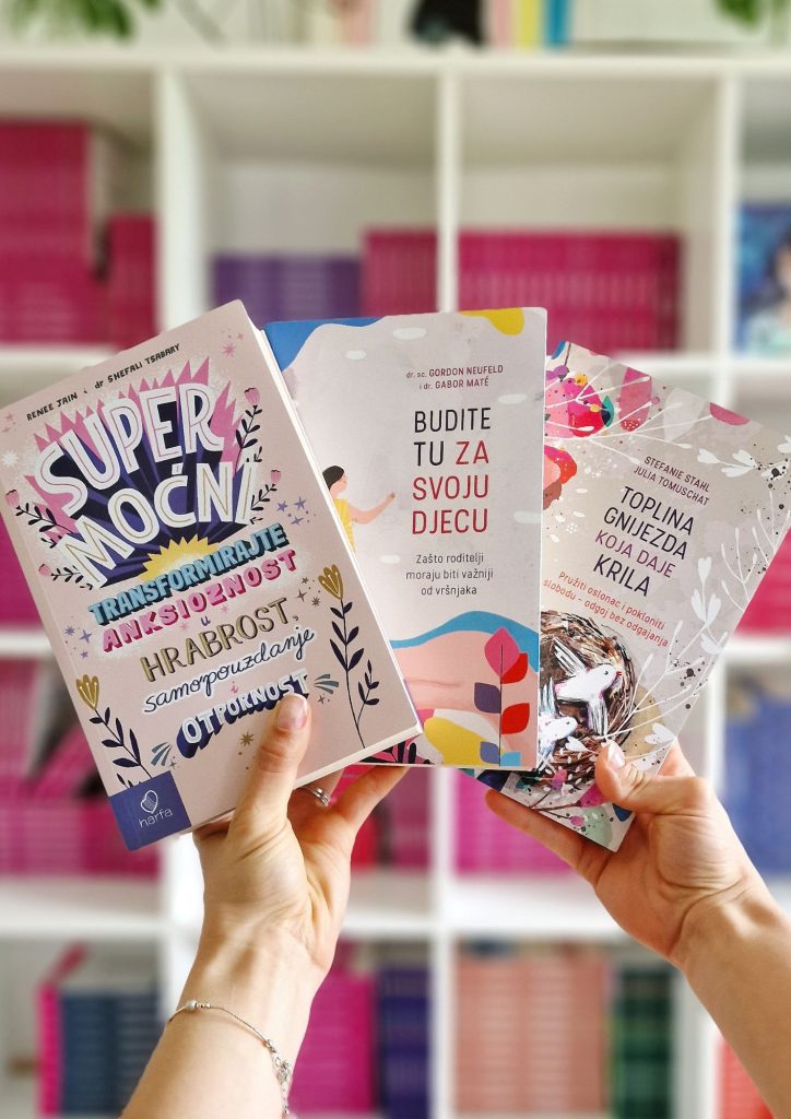 Set knjiga za pomoć u raumijevanju i shvaćanju tinejdžera